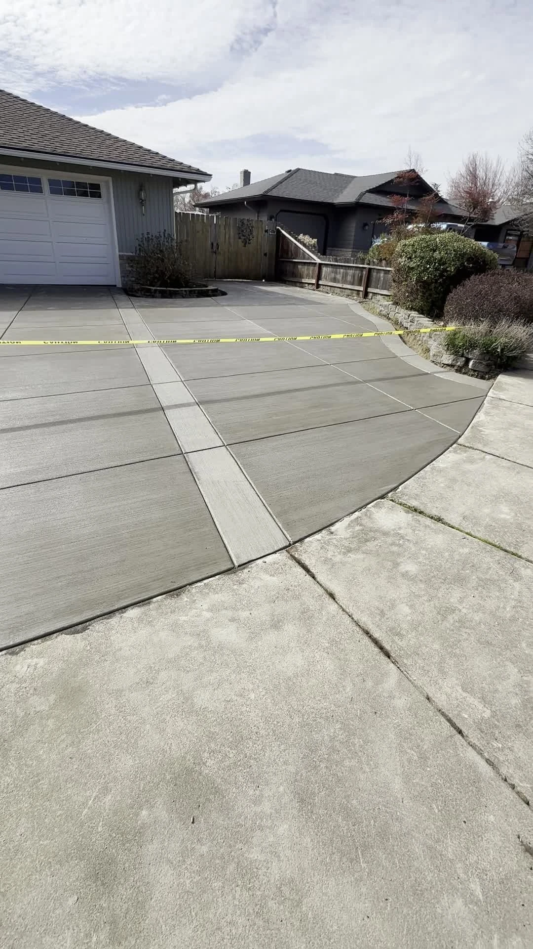 Curved residential concrete driveway